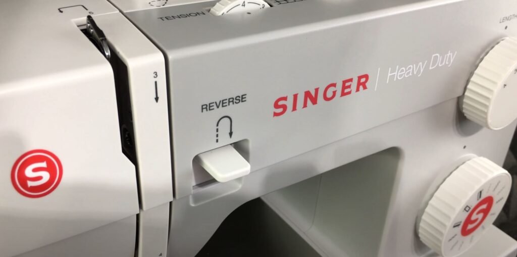 Singer Heavy Duty 4411 Reverse Lever